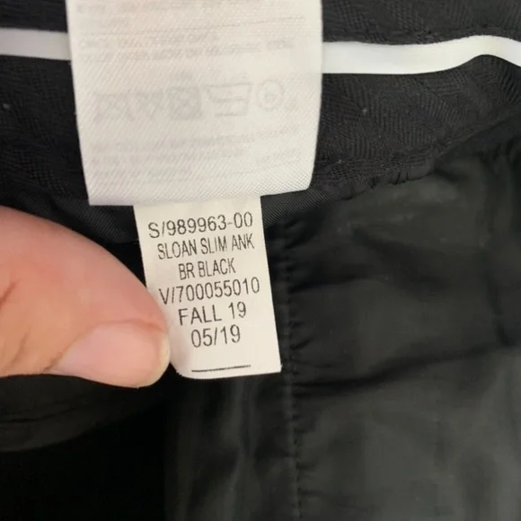 Black “Curvy Sloan” Slim Ankle Pants  { Banana Republic Factory } - Picture 9 of 12